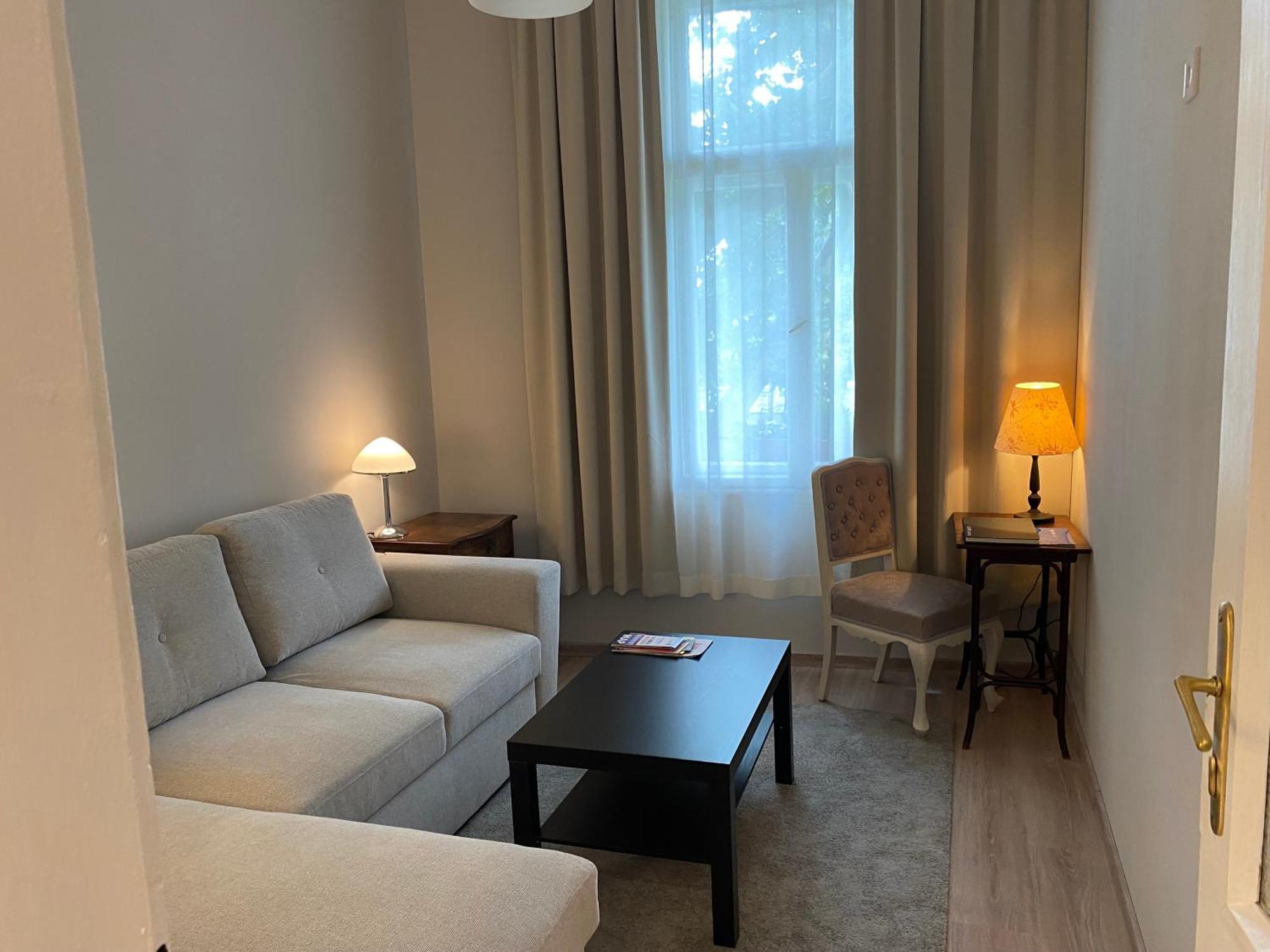 Major Apartman บูดาเปสต์ ภายนอก รูปภาพ